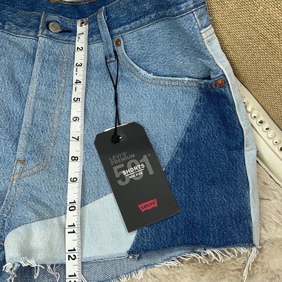 LEVI’S•SHORTS - Picture 11 of 11
